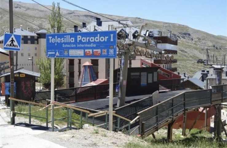 Holidays, Edificio Serraneu, Sierra Nevada 4 Personas Y Parking ภายนอก รูปภาพ